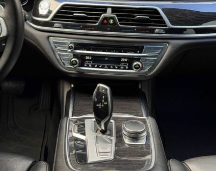 Синий БМВ 7 Серия, объемом двигателя 4.4 л и пробегом 134 тыс. км за 28500 $, фото 6 на Automoto.ua