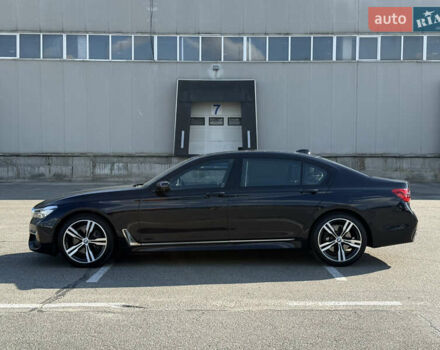 Синий БМВ 7 Серия, объемом двигателя 3 л и пробегом 91 тыс. км за 39500 $, фото 4 на Automoto.ua