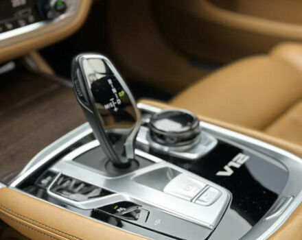 Синий БМВ 7 Серия, объемом двигателя 6.59 л и пробегом 107 тыс. км за 40500 $, фото 21 на Automoto.ua