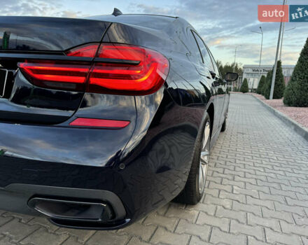 Синий БМВ 7 Серия, объемом двигателя 3 л и пробегом 114 тыс. км за 33000 $, фото 6 на Automoto.ua