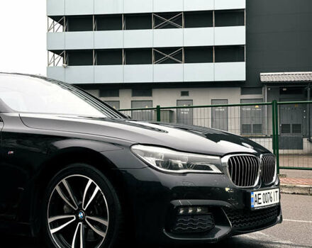 Синий БМВ 7 Серия, объемом двигателя 2.99 л и пробегом 189 тыс. км за 32500 $, фото 12 на Automoto.ua