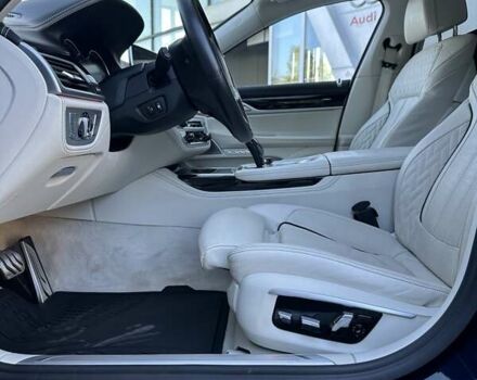 Синий БМВ 7 Серия, объемом двигателя 2.99 л и пробегом 105 тыс. км за 58000 $, фото 28 на Automoto.ua