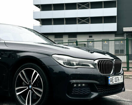 Синий БМВ 7 Серия, объемом двигателя 2.99 л и пробегом 189 тыс. км за 32500 $, фото 1 на Automoto.ua