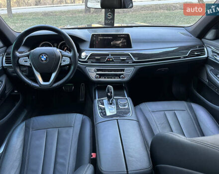 Синій БМВ 7 Серія, об'ємом двигуна 2.98 л та пробігом 86 тис. км за 37000 $, фото 28 на Automoto.ua