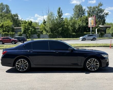 Синий БМВ 7 Серия, объемом двигателя 3 л и пробегом 131 тыс. км за 56999 $, фото 2 на Automoto.ua