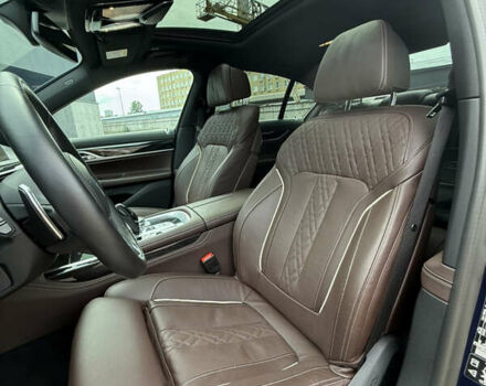 Синий БМВ 7 Серия, объемом двигателя 3 л и пробегом 54 тыс. км за 75000 $, фото 23 на Automoto.ua