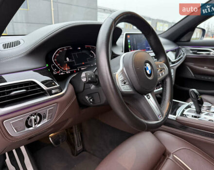 Синий БМВ 7 Серия, объемом двигателя 3 л и пробегом 54 тыс. км за 75000 $, фото 18 на Automoto.ua