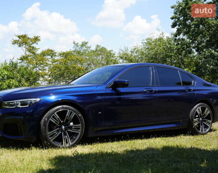 Синий БМВ 7 Серия, объемом двигателя 2.99 л и пробегом 19 тыс. км за 94000 $, фото 2 на Automoto.ua