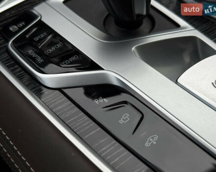 Синий БМВ 7 Серия, объемом двигателя 3 л и пробегом 54 тыс. км за 75000 $, фото 43 на Automoto.ua