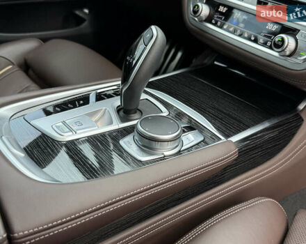 Синий БМВ 7 Серия, объемом двигателя 3 л и пробегом 54 тыс. км за 75000 $, фото 31 на Automoto.ua