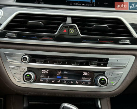 Синий БМВ 7 Серия, объемом двигателя 3 л и пробегом 54 тыс. км за 75000 $, фото 42 на Automoto.ua