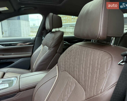 Синий БМВ 7 Серия, объемом двигателя 3 л и пробегом 54 тыс. км за 75000 $, фото 26 на Automoto.ua