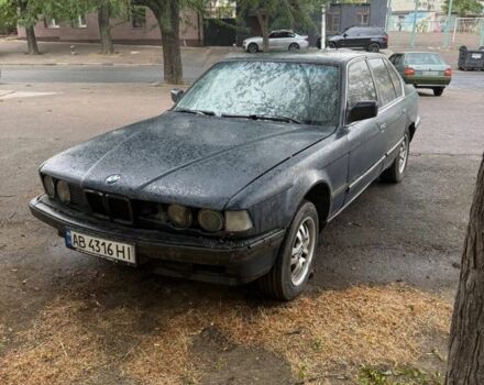 Синий БМВ 7 Серия, объемом двигателя 3 л и пробегом 200 тыс. км за 950 $, фото 1 на Automoto.ua