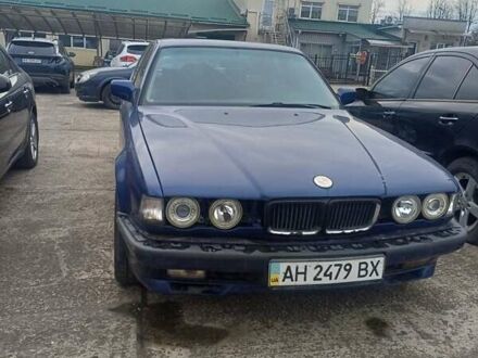 Синий БМВ 7 Серия, объемом двигателя 3.5 л и пробегом 240 тыс. км за 2800 $, фото 1 на Automoto.ua