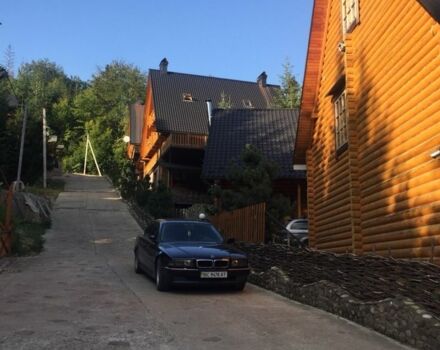 Синий БМВ 7 Серия, объемом двигателя 3 л и пробегом 368 тыс. км за 4000 $, фото 1 на Automoto.ua