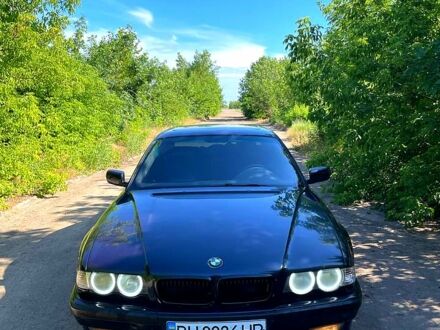 Синий БМВ 7 Серия, объемом двигателя 2.8 л и пробегом 400 тыс. км за 3500 $, фото 1 на Automoto.ua