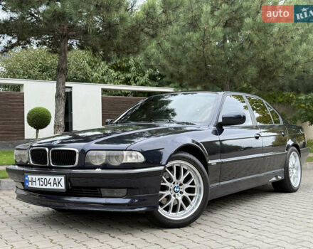 Синий БМВ 7 Серия, объемом двигателя 3.5 л и пробегом 340 тыс. км за 5700 $, фото 1 на Automoto.ua