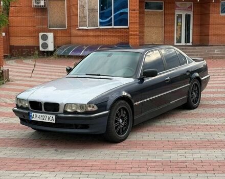 Синий БМВ 7 Серия, объемом двигателя 3.5 л и пробегом 249 тыс. км за 2500 $, фото 1 на Automoto.ua