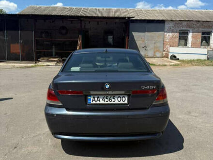 Синій БМВ 7 Серія, об'ємом двигуна 4.4 л та пробігом 333 тис. км за 3700 $, фото 1 на Automoto.ua