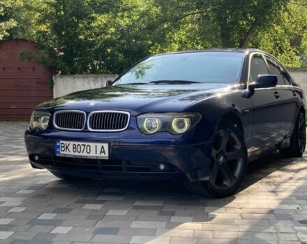 Синій БМВ 7 Серія, об'ємом двигуна 3 л та пробігом 300 тис. км за 6200 $, фото 1 на Automoto.ua