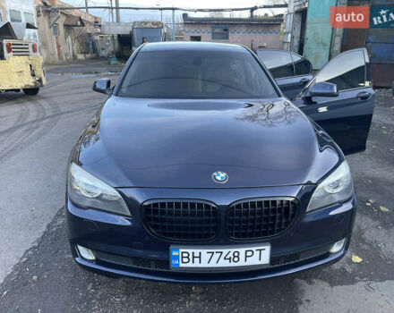 Синий БМВ 7 Серия, объемом двигателя 2.99 л и пробегом 277 тыс. км за 18000 $, фото 1 на Automoto.ua