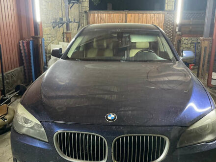 Синий БМВ 7 Серия, объемом двигателя 2.99 л и пробегом 350 тыс. км за 19000 $, фото 1 на Automoto.ua