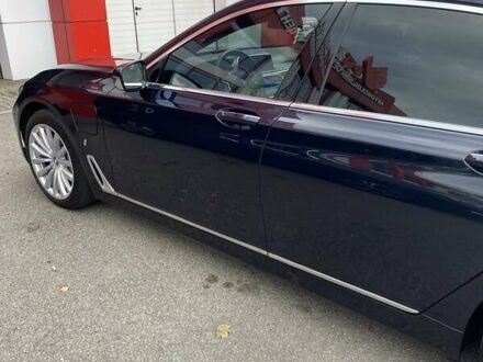 БМВ 7 Серия 2017 в Днепре (Днепропетровске) на Automoto.ua Синий БМВ 7 Серия, объемом двигателя 2 л и пробегом 106 тыс. км за 47500 $, фото 1 на Automoto.ua