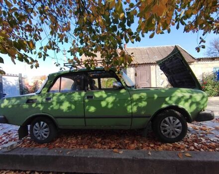 Зеленый БМВ 7 Серия, объемом двигателя 1.5 л и пробегом 150 тыс. км за 477 $, фото 4 на Automoto.ua