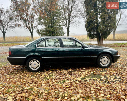 Зелений БМВ 7 Серія, об'ємом двигуна 2.5 л та пробігом 375 тис. км за 4555 $, фото 21 на Automoto.ua