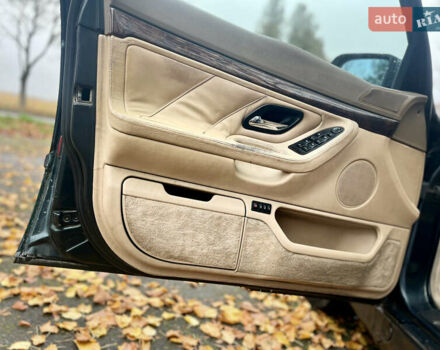 Зелений БМВ 7 Серія, об'ємом двигуна 2.5 л та пробігом 375 тис. км за 4555 $, фото 26 на Automoto.ua