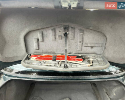 Зелений БМВ 7 Серія, об'ємом двигуна 2.5 л та пробігом 375 тис. км за 4555 $, фото 48 на Automoto.ua