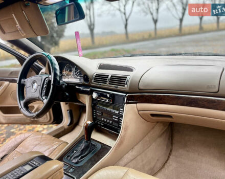 Зелений БМВ 7 Серія, об'ємом двигуна 2.5 л та пробігом 375 тис. км за 4555 $, фото 55 на Automoto.ua