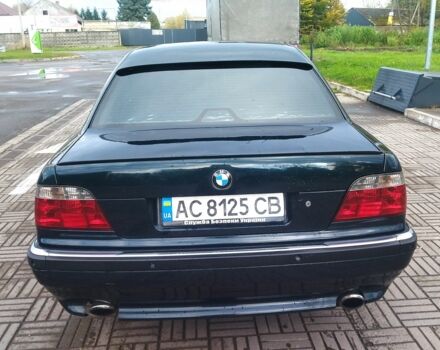 Зеленый БМВ 7 Серия, объемом двигателя 3 л и пробегом 444 тыс. км за 3333 $, фото 1 на Automoto.ua