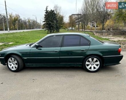 Зеленый БМВ 7 Серия, объемом двигателя 3.5 л и пробегом 475 тыс. км за 3400 $, фото 4 на Automoto.ua