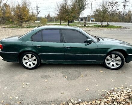 Зелений БМВ 7 Серія, об'ємом двигуна 3 л та пробігом 475 тис. км за 3400 $, фото 2 на Automoto.ua