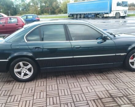 Зеленый БМВ 7 Серия, объемом двигателя 3 л и пробегом 444 тыс. км за 3333 $, фото 5 на Automoto.ua