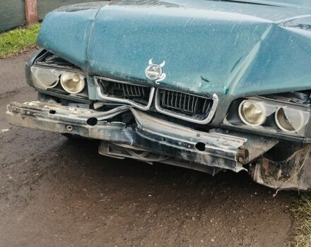 Зеленый БМВ 7 Серия, объемом двигателя 3 л и пробегом 414 тыс. км за 3600 $, фото 4 на Automoto.ua