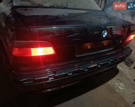 Зеленый БМВ 7 Серия, объемом двигателя 5.4 л и пробегом 517 тыс. км за 8000 $, фото 35 на Automoto.ua