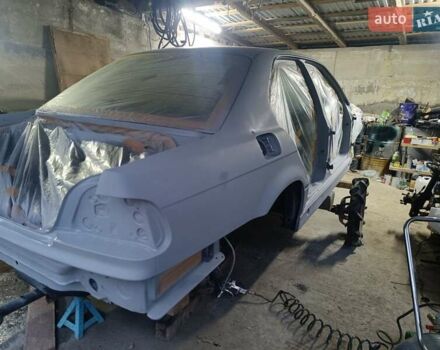 Зеленый БМВ 7 Серия, объемом двигателя 5.4 л и пробегом 517 тыс. км за 8000 $, фото 10 на Automoto.ua