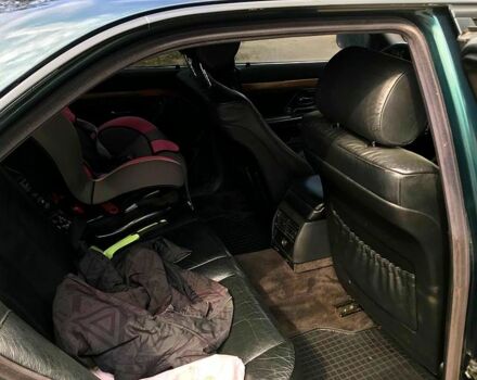 Зеленый БМВ 7 Серия, объемом двигателя 4.4 л и пробегом 0 тыс. км за 5500 $, фото 2 на Automoto.ua