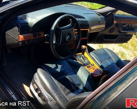 Зеленый БМВ 7 Серия, объемом двигателя 4.4 л и пробегом 0 тыс. км за 5500 $, фото 5 на Automoto.ua