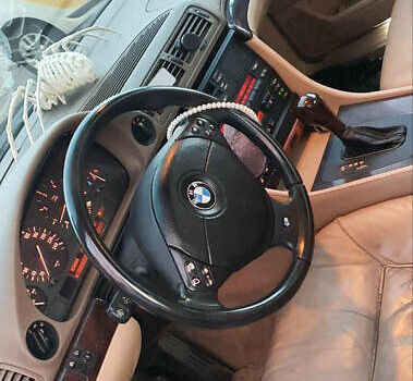 Зеленый БМВ 7 Серия, объемом двигателя 3 л и пробегом 450 тыс. км за 5700 $, фото 6 на Automoto.ua