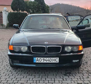 Зеленый БМВ 7 Серия, объемом двигателя 3 л и пробегом 450 тыс. км за 5700 $, фото 18 на Automoto.ua