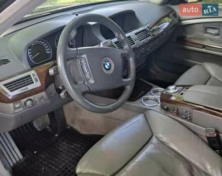 Зеленый БМВ 7 Серия, объемом двигателя 4.4 л и пробегом 380 тыс. км за 7500 $, фото 12 на Automoto.ua