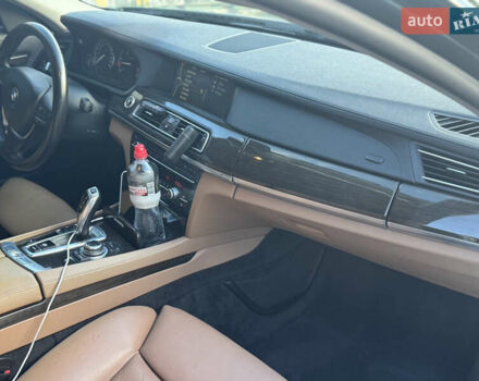 Зеленый БМВ 7 Серия, объемом двигателя 2.99 л и пробегом 247 тыс. км за 17850 $, фото 28 на Automoto.ua