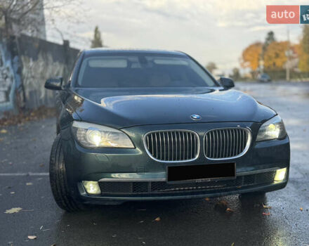 Зеленый БМВ 7 Серия, объемом двигателя 2.99 л и пробегом 247 тыс. км за 17850 $, фото 1 на Automoto.ua