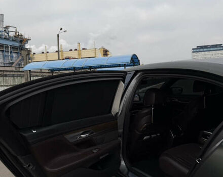 Зеленый БМВ 7 Серия, объемом двигателя 2.99 л и пробегом 215 тыс. км за 35000 $, фото 29 на Automoto.ua