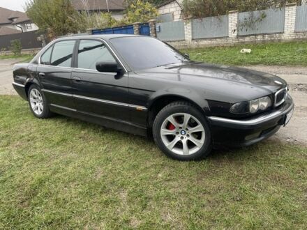 Зелений БМВ 7 Серія, об'ємом двигуна 3 л та пробігом 265 тис. км за 4000 $, фото 1 на Automoto.ua