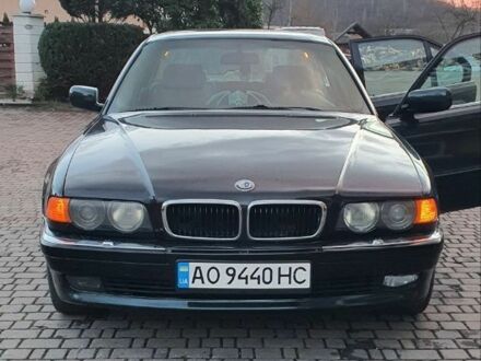 БМВ 7 Серия 2000 в Хусте на Automoto.ua Зеленый БМВ 7 Серия, объемом двигателя 2.9 л и пробегом 440 тыс. км за 6300 $, фото 1 на Automoto.ua