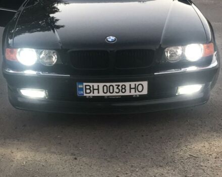 Черный БМВ 740, объемом двигателя 4.4 л и пробегом 31 тыс. км за 8300 $, фото 1 на Automoto.ua